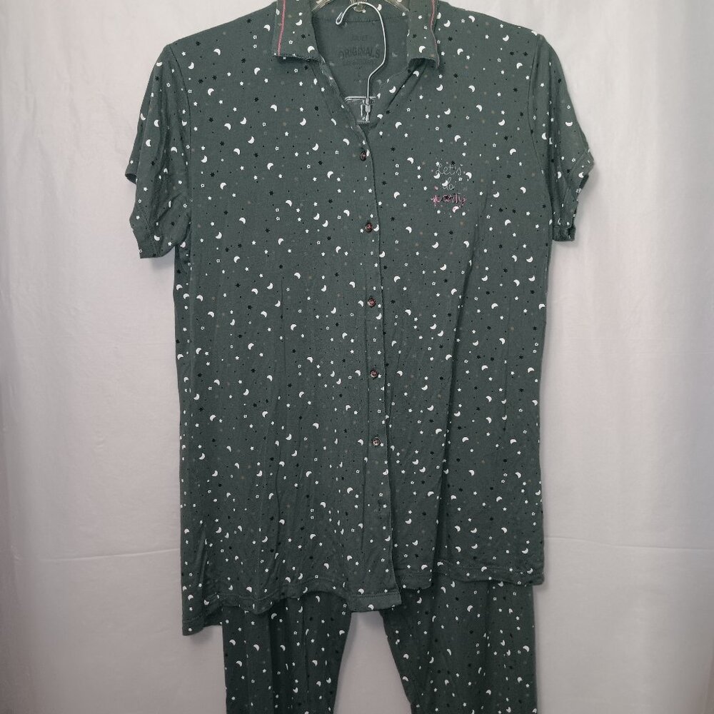 JULIET WOMEN'S MOON AND STAR PRINT TWO PIECE PAJAMA SET